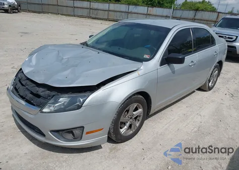 2010 Ford Fusion S z USA, uszkodzony, nr VIN 3FAHP0GA9AR216420